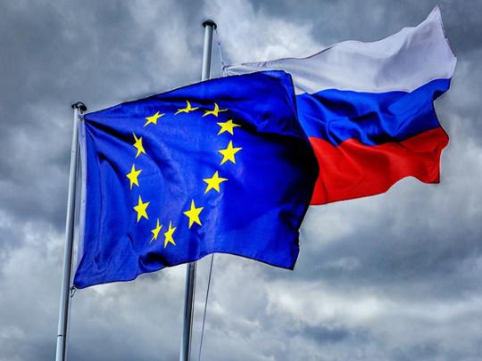 Флаги РФ и ЕС