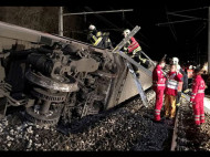 Близ Вены столкнулись два пассажирских поезда