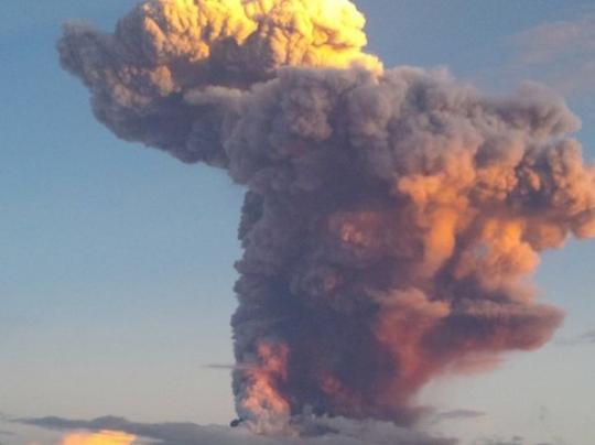 На острове Бали произошло извержение вулкана