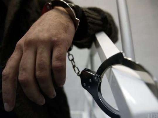 Во Львове адвокат-мошенник украл у женщины 10 тысяч долларов