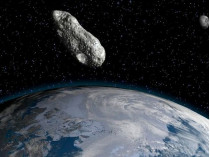 Астероид и Земля