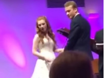«Я был на свадьбе и разбил себе лицо»: американец упал во время церемонии (видео) 