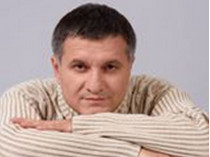 Аваков рассказал, когда раскроют информацию о подозреваемом в убийстве Ноздровской