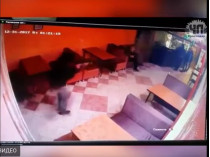 В России бывший боевик «ДНР» расстрелял людей в кафе (видео)