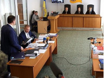 суд над Януковичем
