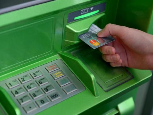 Два года деньги из харьковских банкоматов «уходили» на оккупированные территории