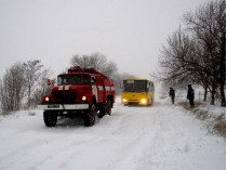 На дорогах Одесчины спасатели вытащили из сугробов 157 автомобилей