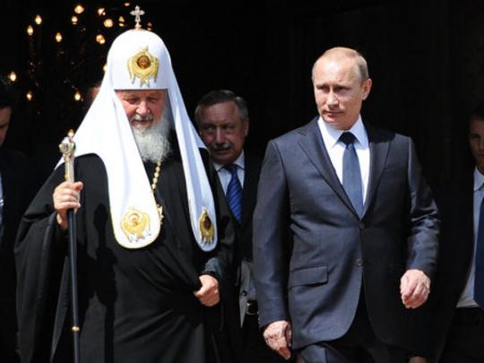 Путин в сопровождении Патриарха Кирилла
