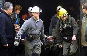 Шестеро горняков получили ожоги и переломы в результате вспышки метана на частной шахте в донецкой области