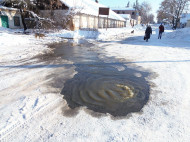 В Прилуках из-за крупной аварии нет воды и закрыты школы (фото)