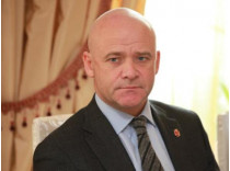 Мэр Одессы в Давосе представил инвестиционную стратегию «Odessa 5T»