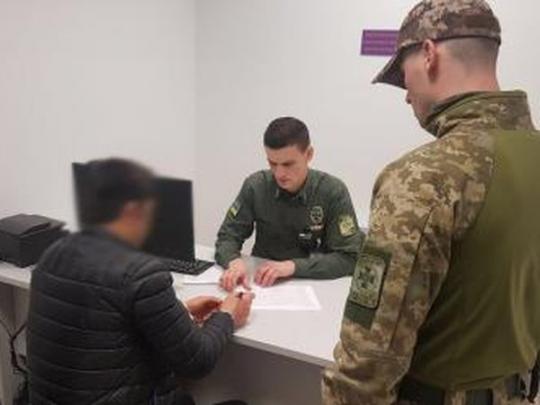 В аэропорту «Борисполь» задержан вербовщик боевиков (видео)