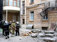 В центре Одессы обрушились два балкона (фото) 