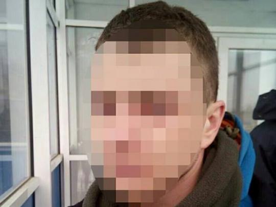 Задержали парня, зарезавшего пассажира на остановке в Киеве