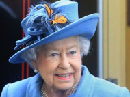 Королева Великобритании объявила войну одноразовым стаканам и пластиковым трубочкам (фото)