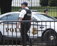 Полиция прибыла в офис Обамы после обнаружения там письма с белым порошком