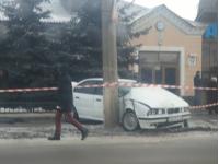 В столице неуправляемый BMW насмерть сбил женщину на тротуаре (фото)