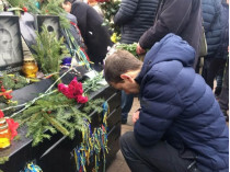 В Киеве состоялся молебен памяти героев Небесной сотни