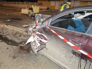 В Киеве на Березняках водитель "Тойоты" уничтожил "Жигули" и скрылся с номерами своей машины