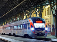 «Укрзалізниця» назначила дополнительные поезда к 8 марта 
