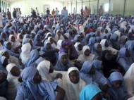 Нападение на школу в Нигерии: боевики Боко Харам похитили более 100 учениц