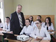Студенты и сотрудники медуниверситета Богомольца объявили о бессрочной забастовке