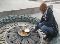 В ЕСПЧ вынесли решение по делу девушки, жарившей яичницу на «Вечном огне» в Киеве