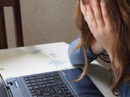 Загадочная смерть: за час до самоубийства 12-летняя отличница смотрела в интернете сцены с повешением