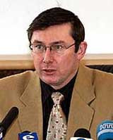 Юрий луценко: «средний палец подчиненного не стоит трех миллионов гривен поступлений в бюджет»