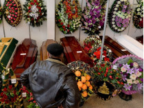 «Похоронный закон»: как долго и где придется хранить до погребения тела умерших 