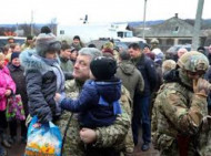 Петр Порошенко побывал в освобожденной Катериновке (видео)