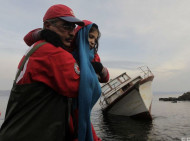 У берегов Греции затонула лодка с мигрантами: есть погибшие