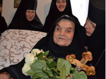 Житомирские медики вернули зрение… 107-летней монахине (фото)