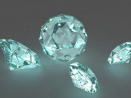 В Киеве в посылке из Китая неожиданно обнаружили бриллианты (фото)
