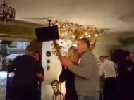За танцы под Газманова тернопольских полицейских отправляют в АТО (видео)