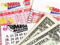 Американец выиграл в лотерею 521 миллион долларов 