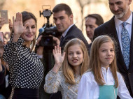 Подруга испанской королевы Летисии раскрыла причину ее конфликта со свекровью (видео) 