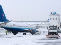 В Украине начали возобновлять работу аэропорты: все рейсы выполняются по графику