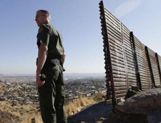 США направили Национальную гвардию на границу с Мексикой