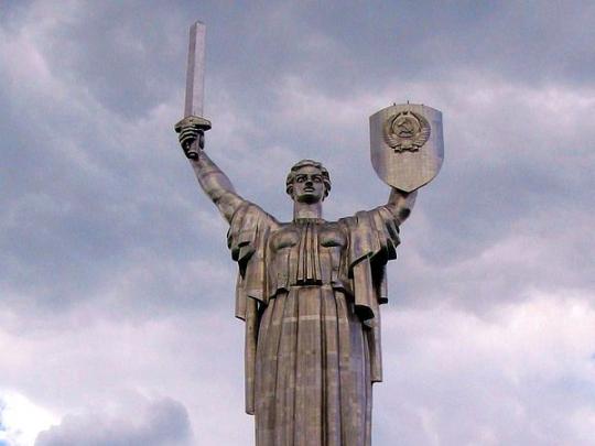 Названа стоимость посещения смотровой площадки на монументе «Родина-мать» в Киеве 