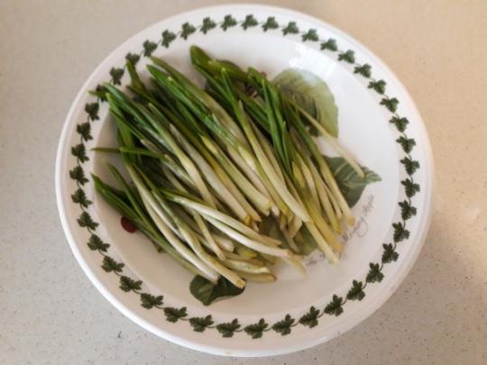  Новый салат из черемши: легкий рецепт деликатеса