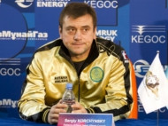 В Николаеве на улице избит известный украинский тренер по боксу