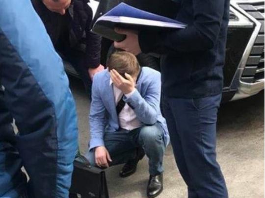 В столице на взятке задержан чиновник Львовской железной дороги 