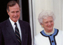 Джордж и Барбара Буш