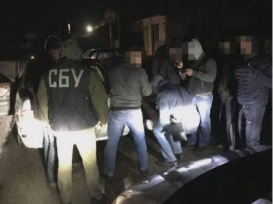 Под Днепром СБУ разоблачила преступную группу под видом полицейских 