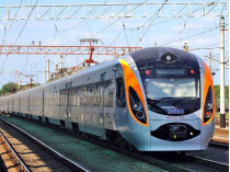 В Украине к майским праздникам запустили 20 дополнительных поездов