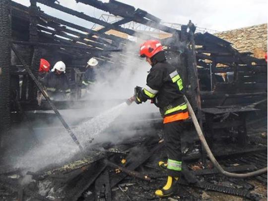В Чернигове горело СИЗО: эвакуировали десятки человек