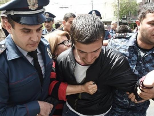 В Армении задержан лидер протестов