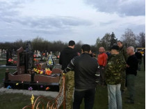 Вывезли на кладбище: ветераны АТО наказали водителя маршрутки из Кропивницкого