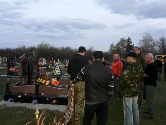 Вывезли на кладбище: ветераны АТО наказали водителя маршрутки из Кропивницкого